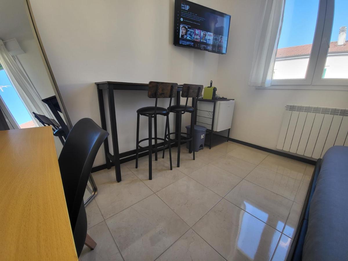 5 Min Stazione - 4 Piano Senza Ascensore Gasthof *